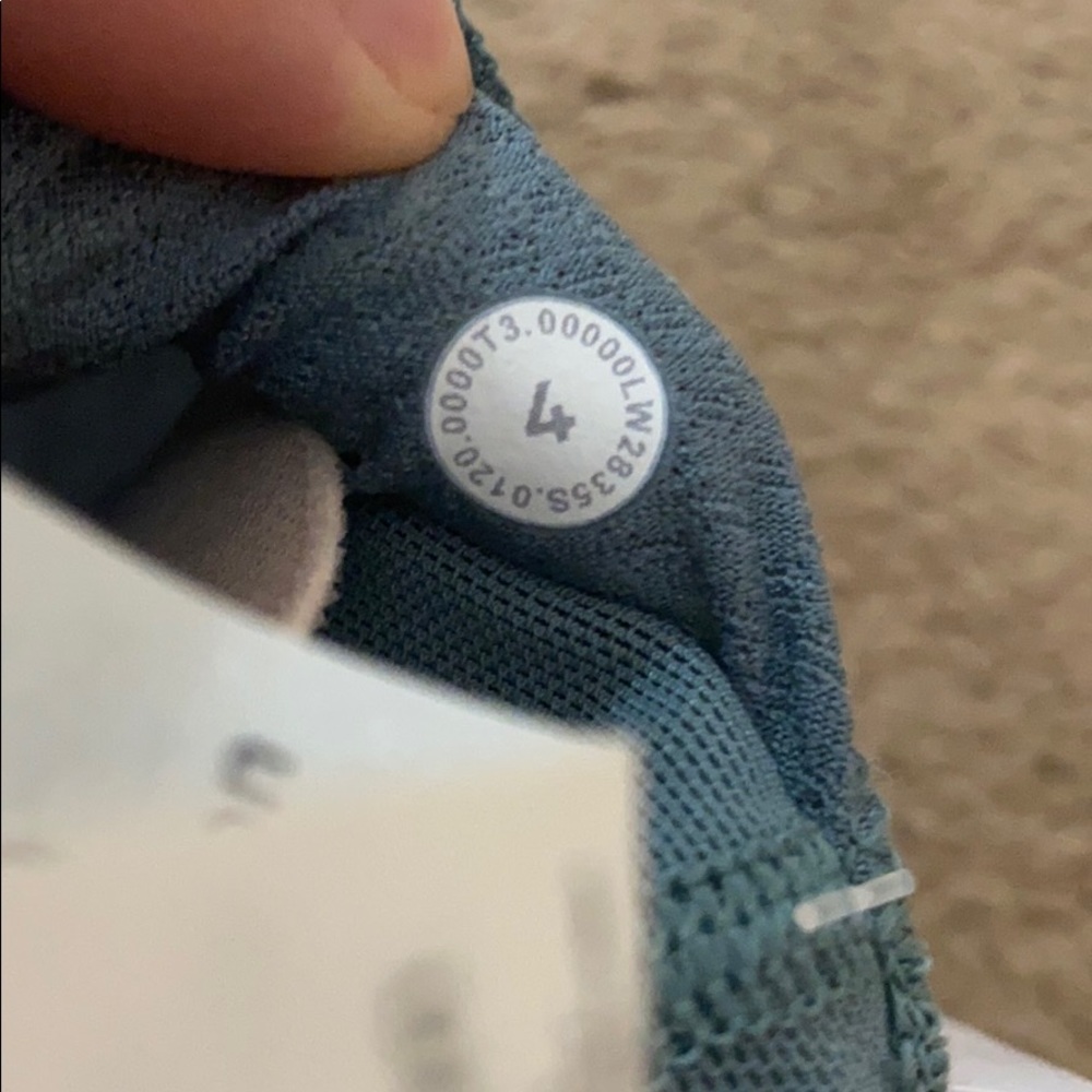 ❌ Sold ❌ Lululemon Tidewater Teal Free To Be Bra - Picture 10 of 11